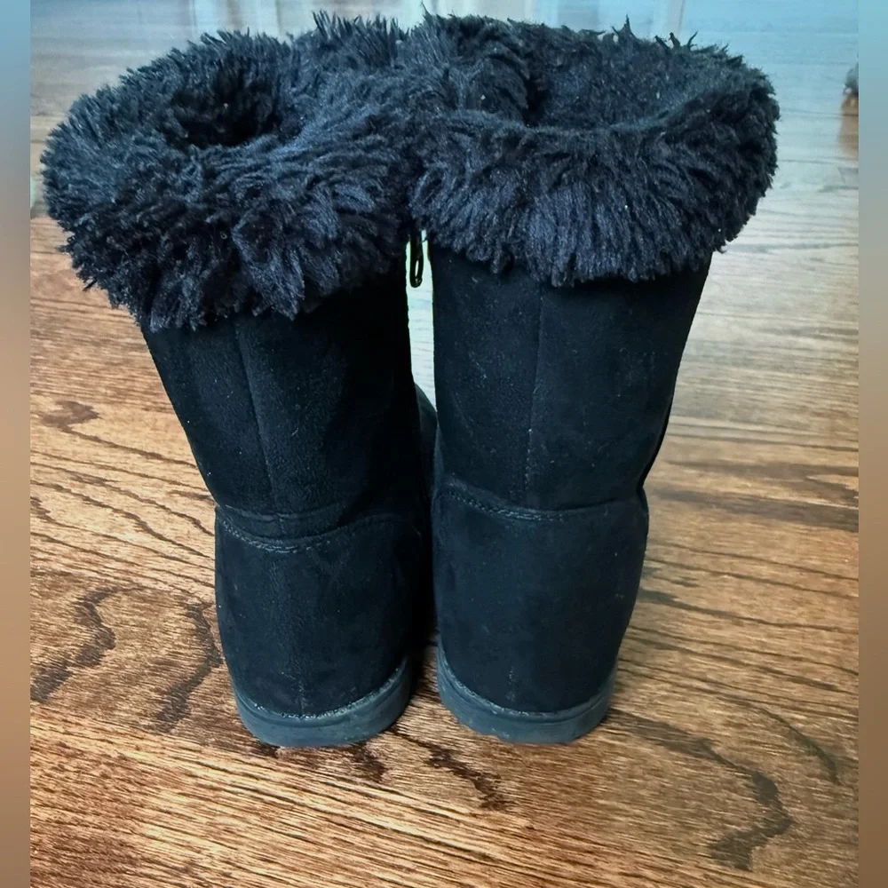 Cat & Jack warmth marks trim
